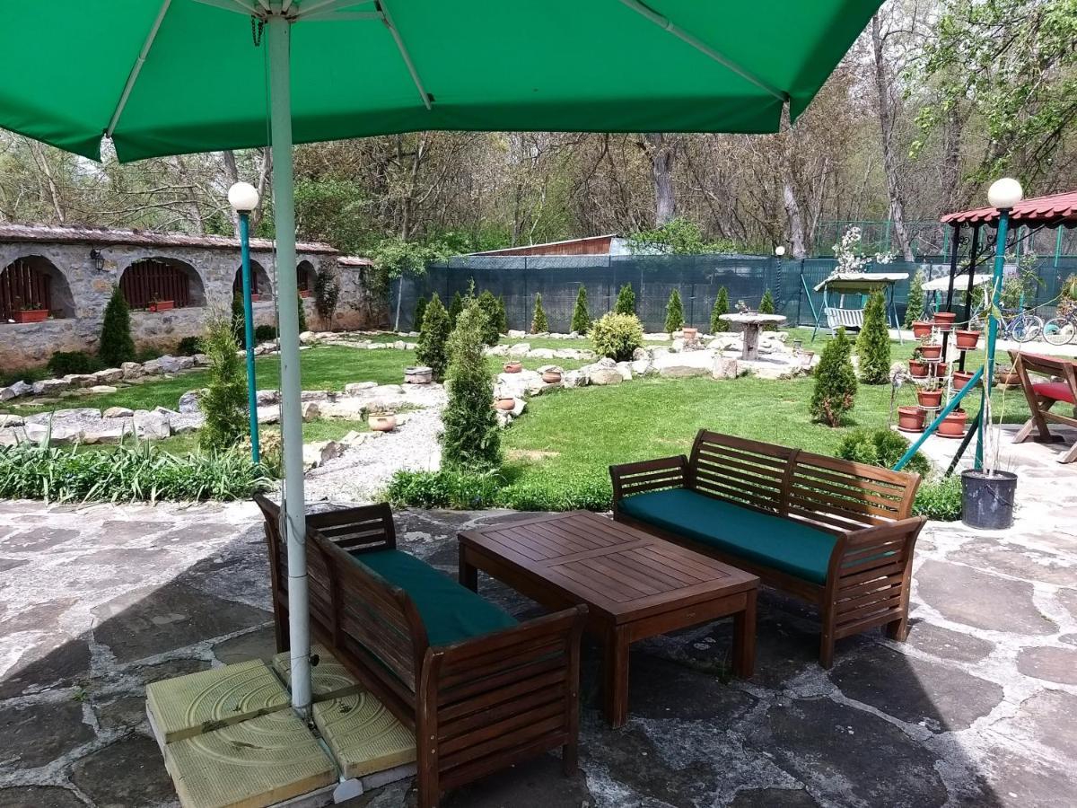 Къща За Гости "Там Край Реката " Slivek المظهر الخارجي الصورة